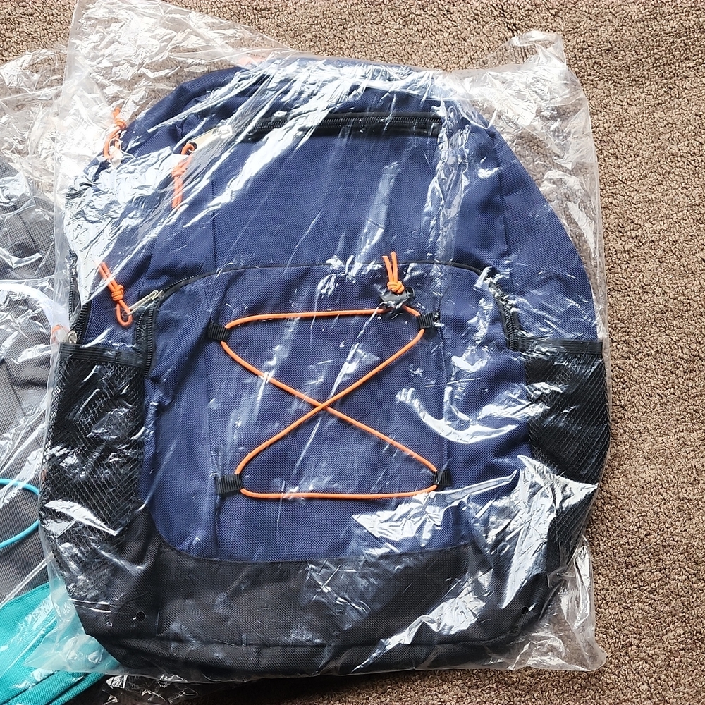Backpack bundle (2) - Picture 4 of 6
